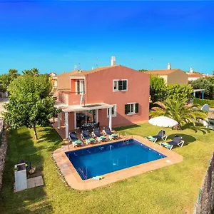Nura España